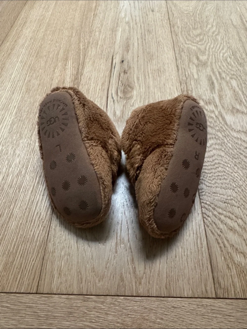 UGG Kids Plush Brown Hook-and-Loop Slippers